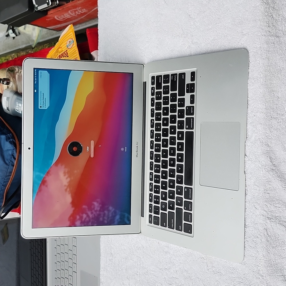 Apple Macbook Air M1